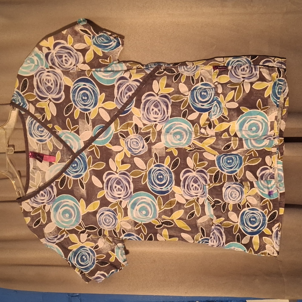 Scrub Works Scrub Top